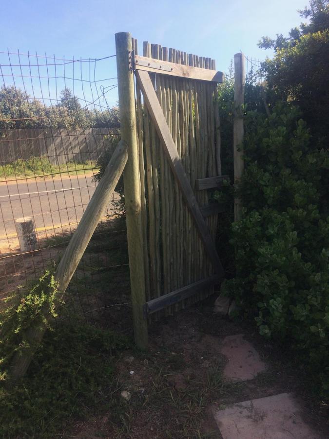 Rustic Beach House 300 Steps From The Ocean Cape Town Exterior foto