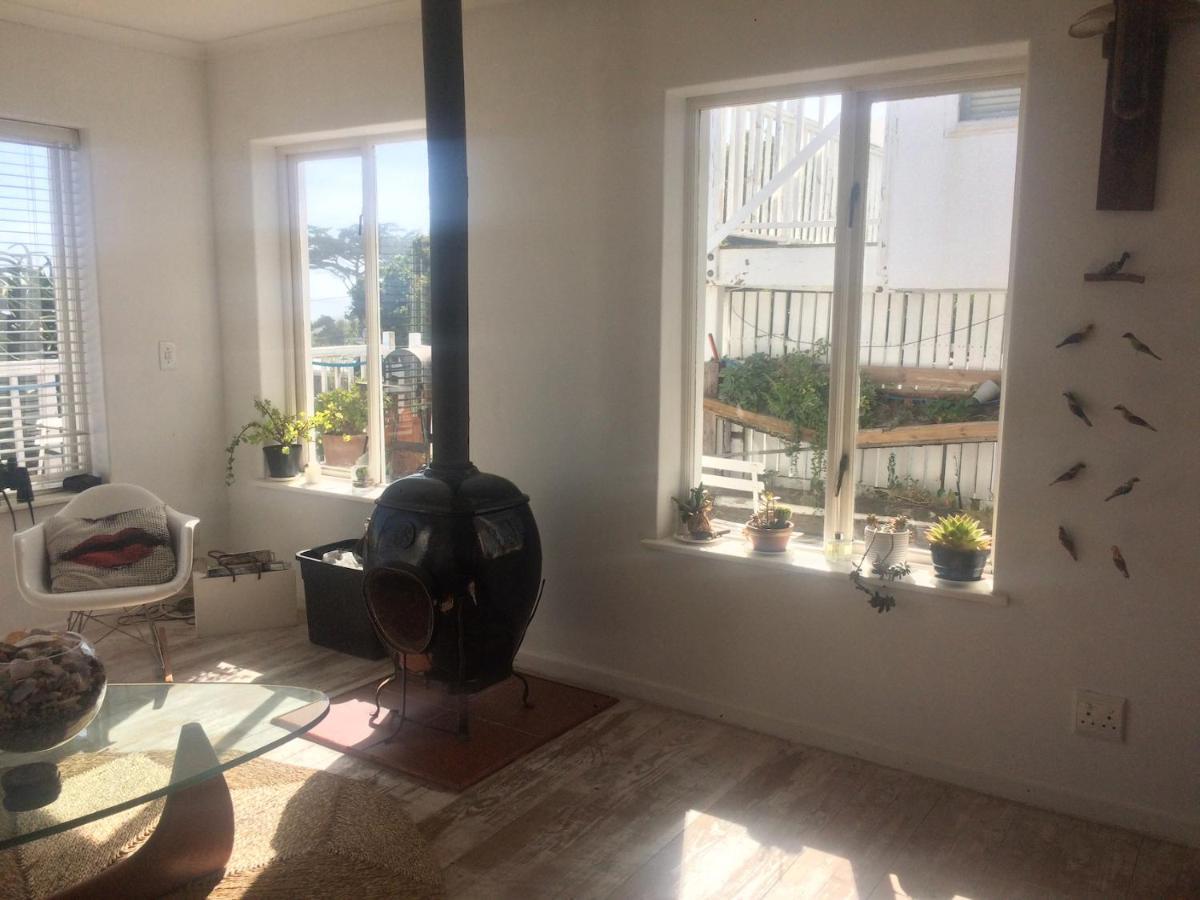 Rustic Beach House 300 Steps From The Ocean Cape Town Exterior foto